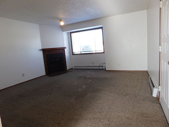 3rd image of 570 Dawn Ct APT 3