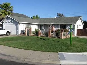 403 Brighton Way photo 1
