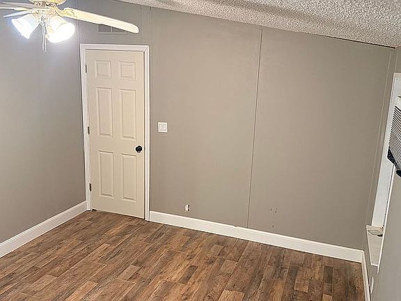 3rd image of 14217 97th Rd