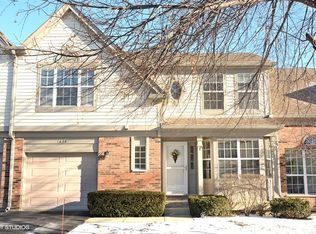 1638 W Portsmith Ln, Arlington Heights, IL 60004