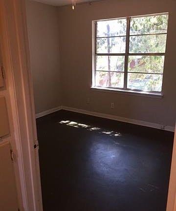 4th image of 805 Terrell Hill Dr #B