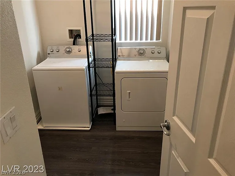 9746 Kampsville Ave — Photo 29