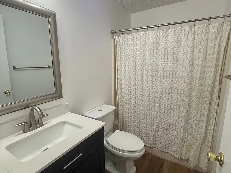 1795 Boulevard De Province #A — Photo 8