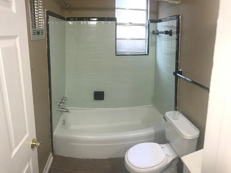 209 Central Ave — Photo 2
