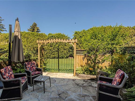 3rd image of 5411 Lakeshore Rd #9