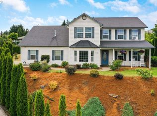 2411 SW Oakwood Dr, Dallas, OR