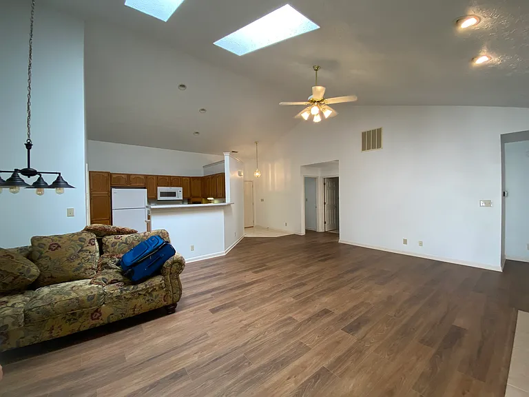 2217 Sandpiper Ct S — Photo 4