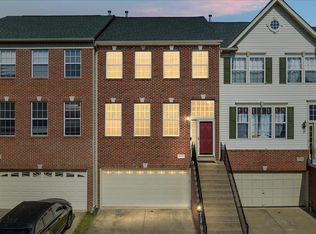 21050 Roaming Shores Ter, Ashburn, VA