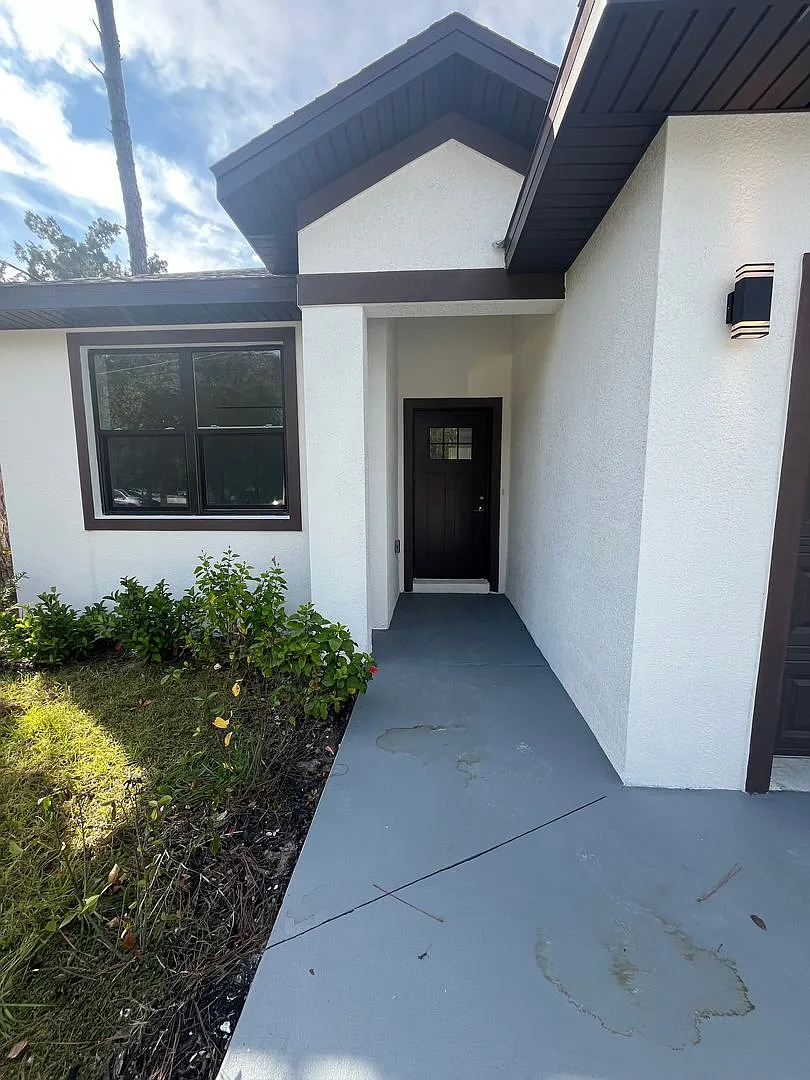 Beautiful Brand New Duplex!! — Photo 3