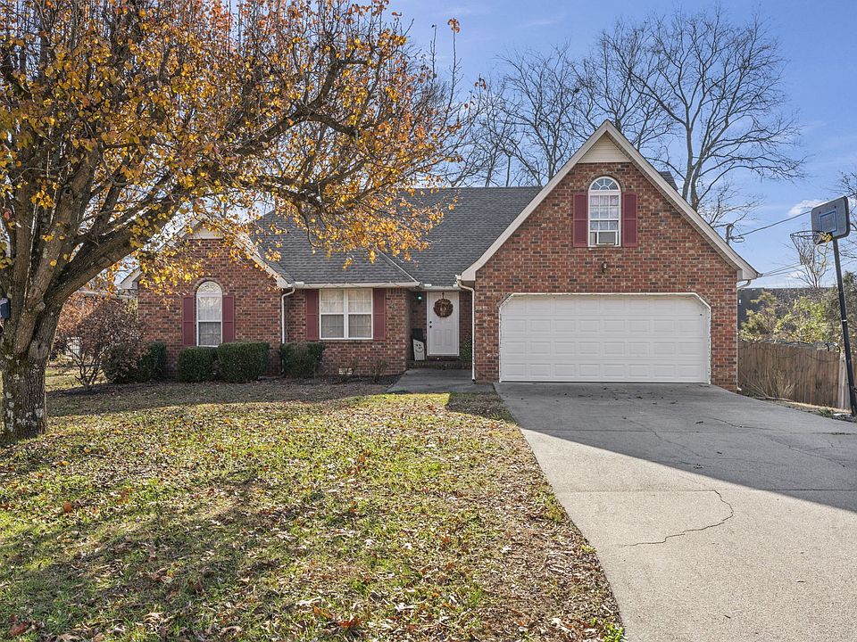 1st image of 734 Williamsburg Dr