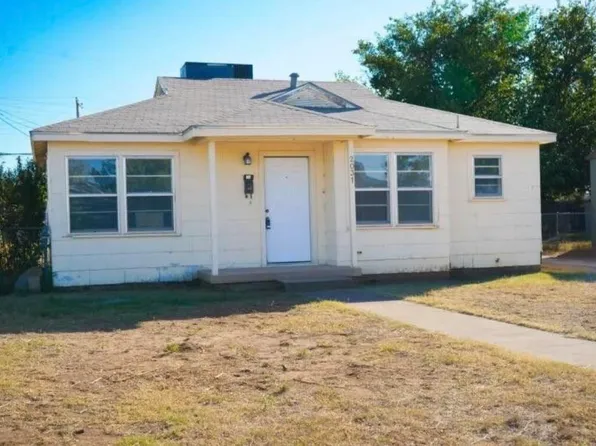2031 63rd St, Lubbock, TX 79412