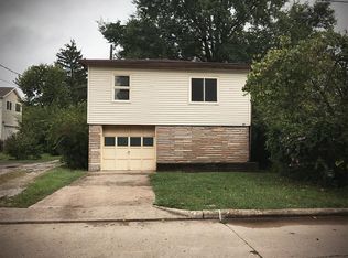 205 Elmwood Pl, Athens, OH 45701