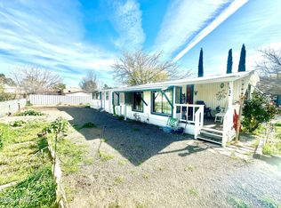 17412 E Trails End Rd, Mayer, AZ 86333