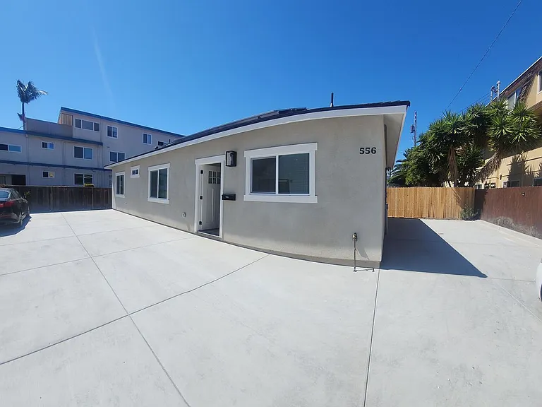 550-554 556 Foothill Blvd — Photo 85