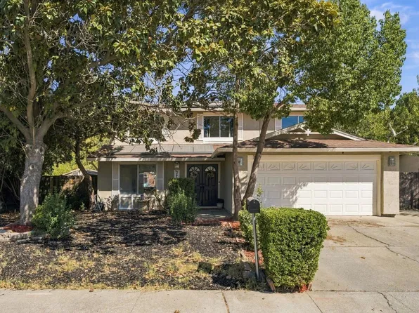 730 Stratford Ave, Dixon, CA 95620