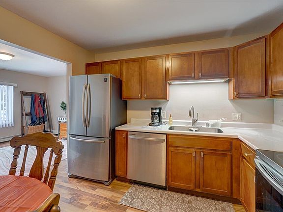 5th image of 5345 Garden View Ct Unit 106