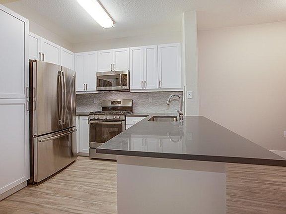 2nd image of 6240 W 3rd St APT 202