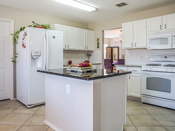 5th image of 7211 Chambers Creek Ln