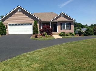 102 Elm Loop, Hustonville, KY 40437