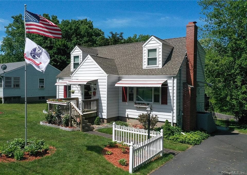 1st image of 67 Forest Ln