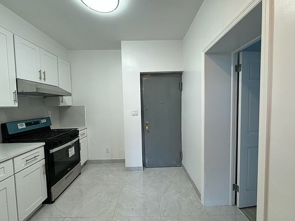 2nd image of 69 Eldridge St #5A