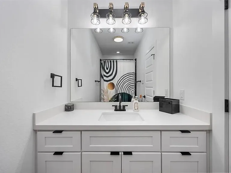 205 Bolden St #A — Photo 12