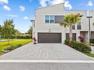 1616 Lindley St, Mangonia Park, FL 33407