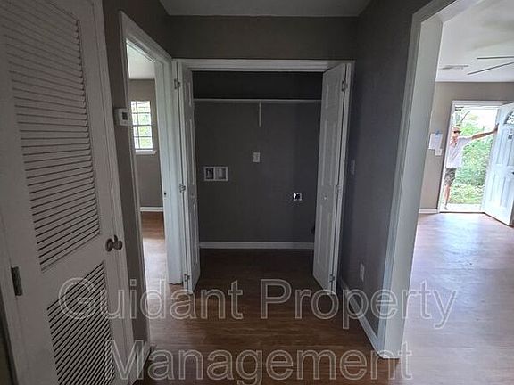 5th image of 76 Dolphin Ln APT 4A