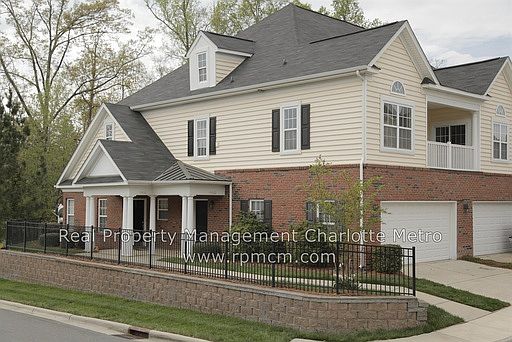 1st image of 15422 Lafite St