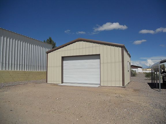 3rd image of 608 Sierra Vista Dr.