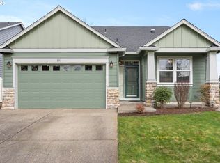 593 Fairwood Cres, Woodburn, OR