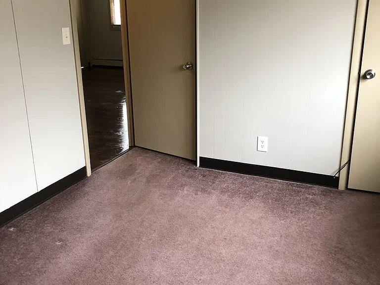 Conneaut — Photo 11