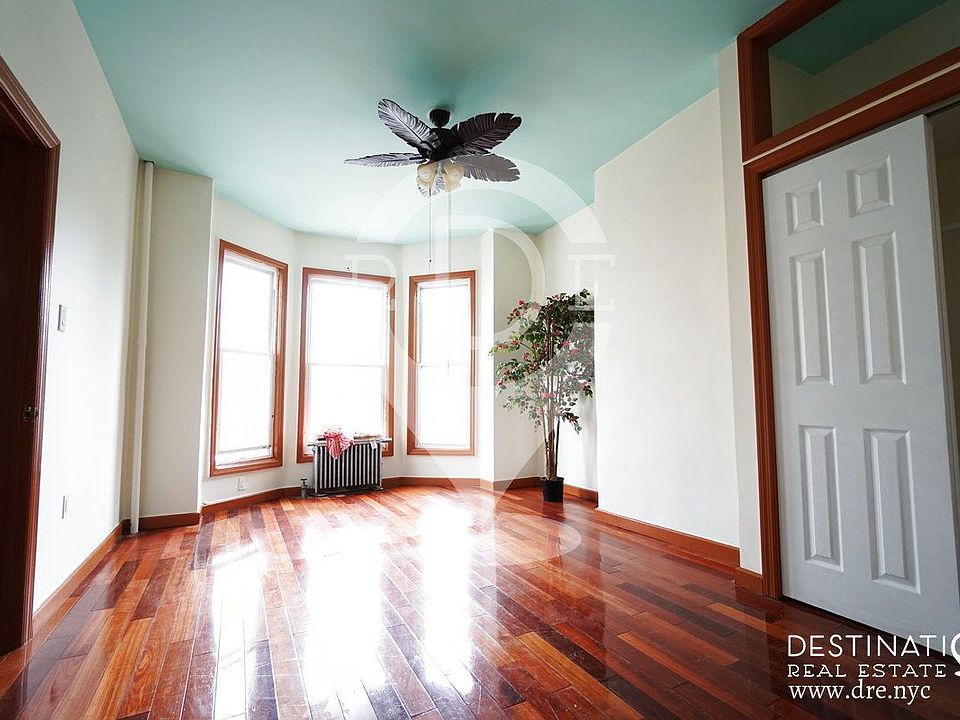 1st image of 1035 40th St #2