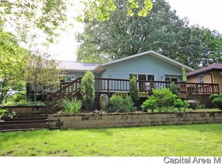 47 Fairview Ln, Springfield, IL 62711