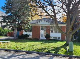 33 Urbandale Ave, Toronto, ON M2M 2G9