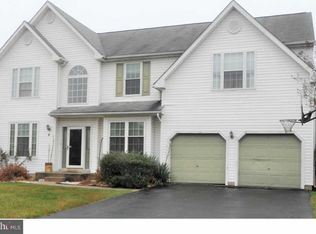 4 Rita Ct, Newark, DE 19702