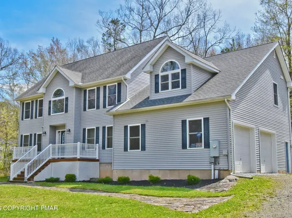 210 Grouse Run, Cresco, PA 18326