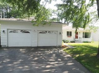 217 Mapleridge Dr, Waterbury, CT 06705
