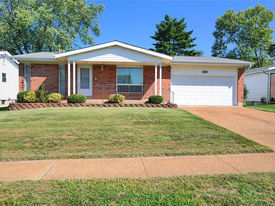 1st image of 2655 Delaware Dr