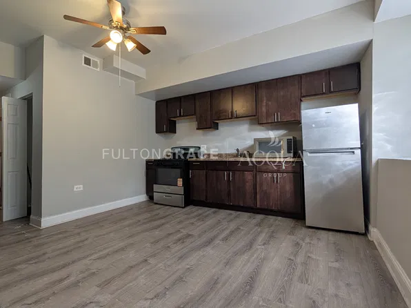 2304 W Rosemont Ave #G, Chicago, IL 60659