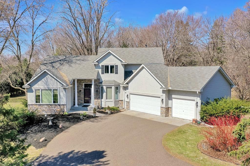 9977 Park Xing, Woodbury, MN 55125 | Zillow