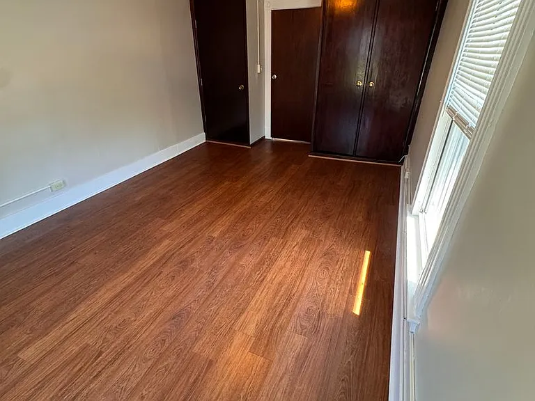 76 Church St — Photo 3