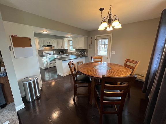 2nd image of 16 Elk Dr