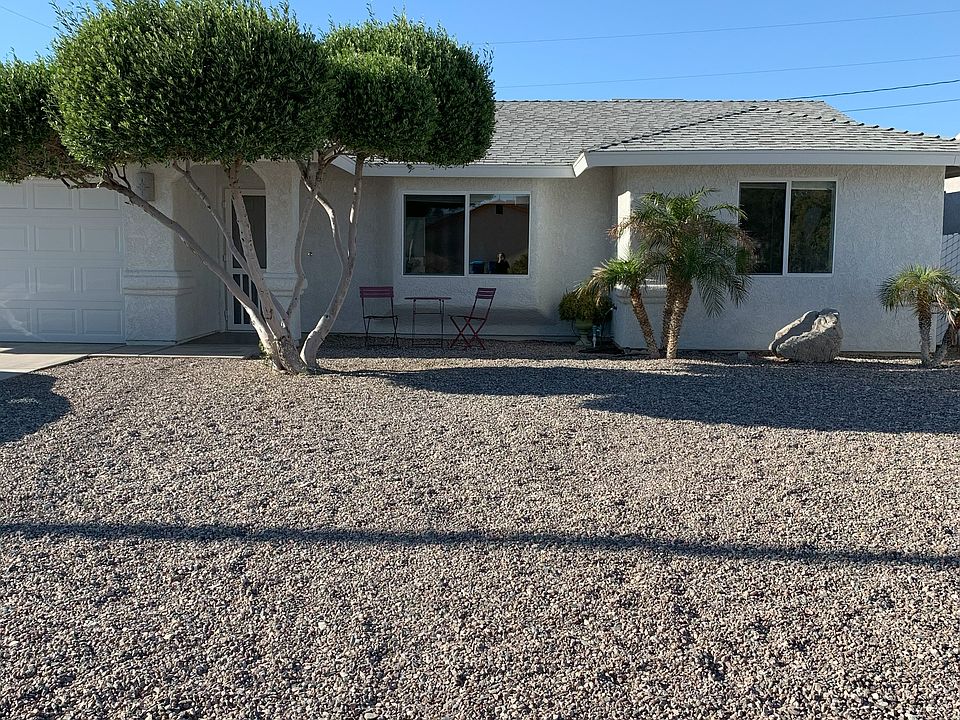 1st image of 3011 Curtis Dr