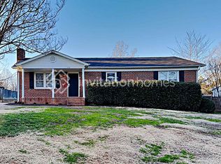 208 Ferncliff Dr, Gastonia, NC 28056