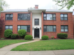 1155 Claytonia Ter APT 2S, Saint Louis, MO 63117