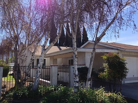 2nd image of 572 Salas St
