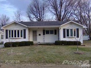 2408 S Carolina St, Louisiana, MO 63353