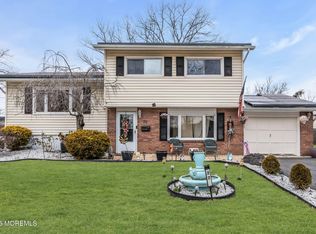 22 Princeton Drive, Jackson, NJ 08527