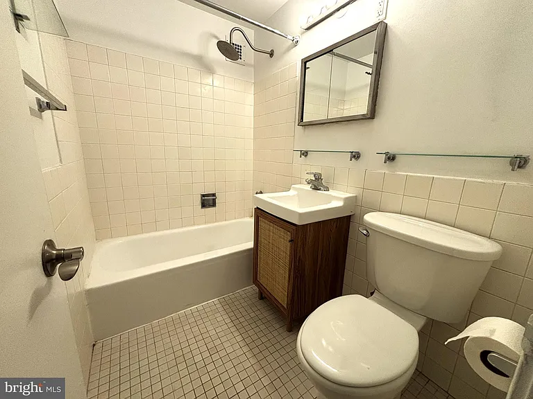 1301 Delaware Ave SW #N512 — Photo 23
